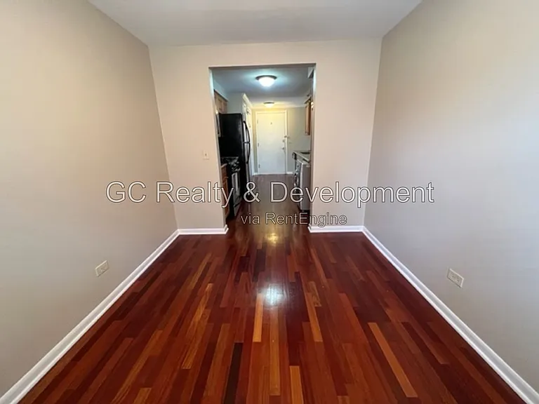 1247 E Washington St #202 — Photo 10