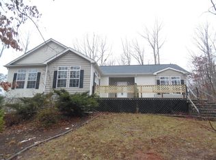 7000 Cove Creek Dr, Sherrills Ford, NC 28673