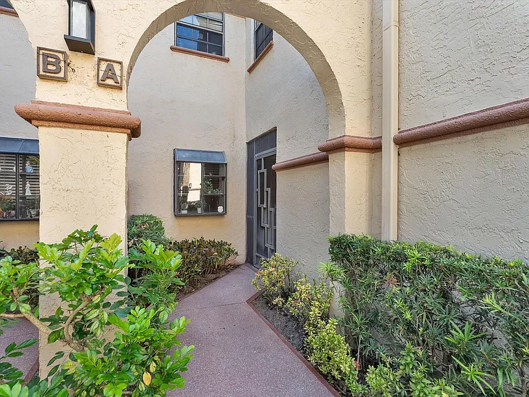 5234 Europa Dr #A — Photo 5