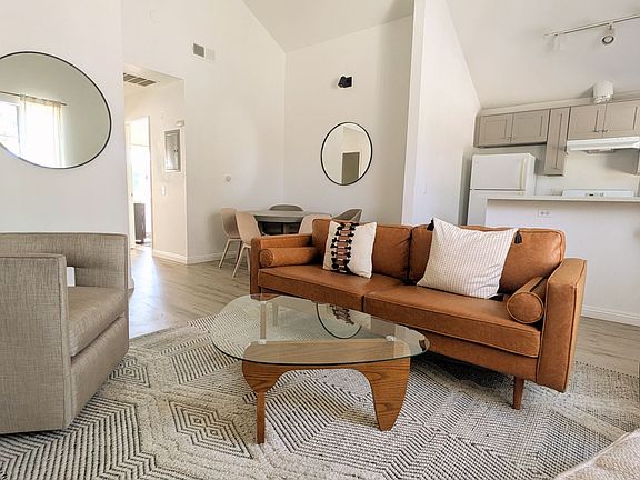 5th image of 2452 S Centinela Ave APT 5