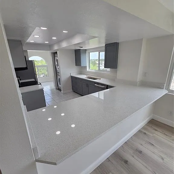 650 Island Way #408 — Photo 7