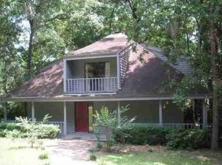 2529 Betton Woods Dr, Tallahassee, FL 32308