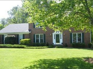 3526 Starwood Trl, Lilburn, GA 30047