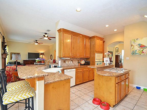 5th image of 32602 Wheatley Ct