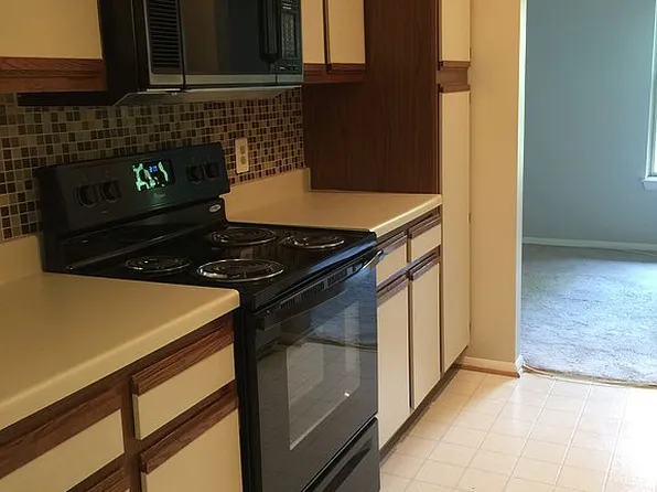 7909 Coriander Dr #3, Gaithersburg, MD 20879