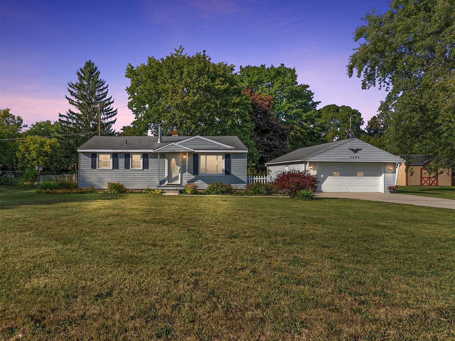 5292 Maple Ave, Swartz Creek, MI 48473 | Zillow