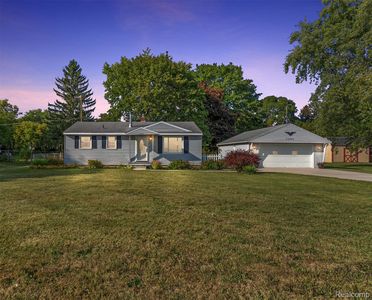5292 Maple Ave, Swartz Creek, MI, 48473