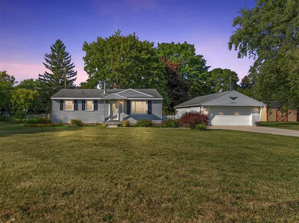 5292 Maple Ave, Swartz Creek, MI 48473