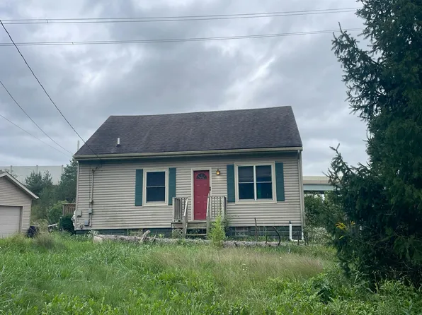 7831 Akins Rd, North Royalton, OH 44133
