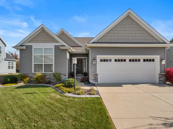 402 Capitol St, Savoy, IL 61874
