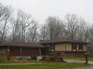 1489 Saratoga Ln, Rockford, IL 61107