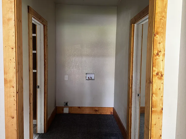 1114 W 7th St — Photo 13