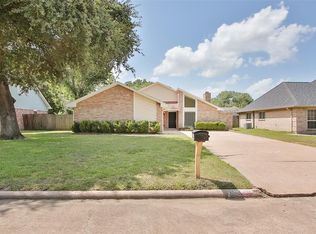 13707 Meisterwood Dr, Houston, TX 77065