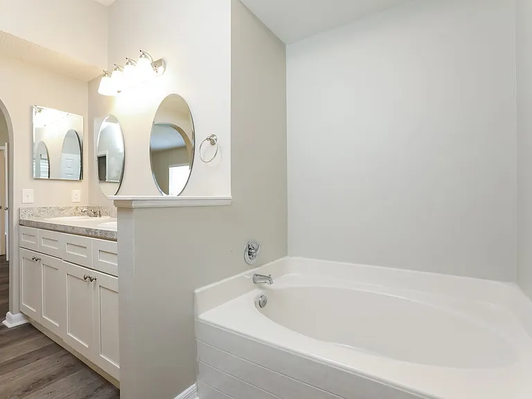 3536 Stonefield Dr — Photo 9