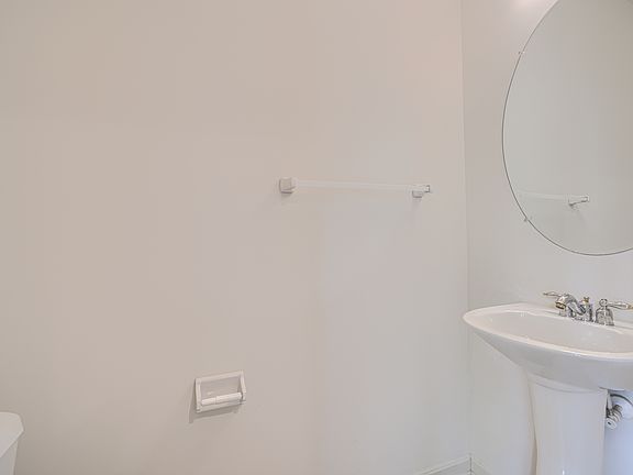5th image of 239 Anvil Way