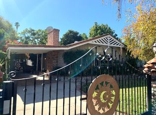 12720 Sarah St, Studio City, CA 91604