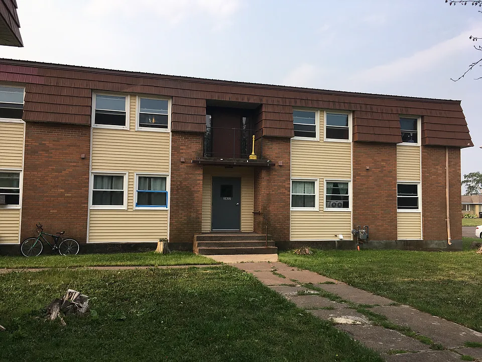 2820 John Ave #5