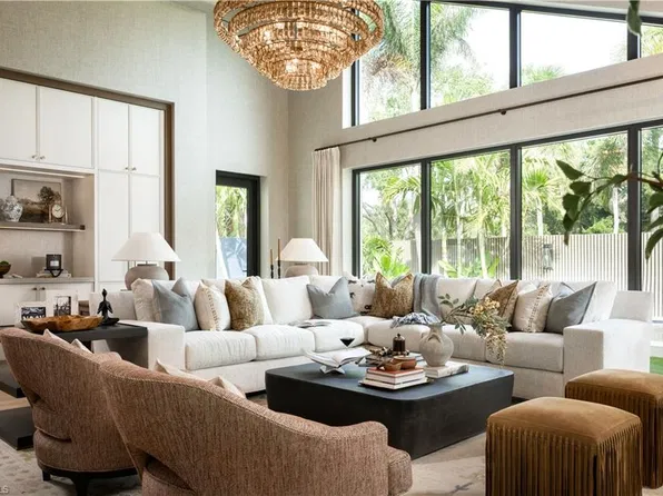 36 Las Brisas WAY #37, NAPLES, FL 34108