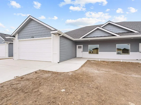 1152 Vista Ct, Salina, KS 67401