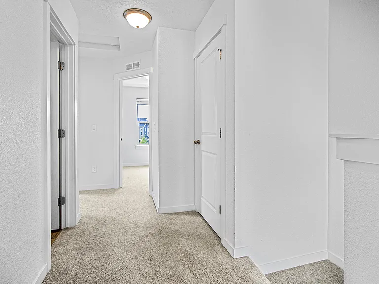 5987 S Jessenia Ln — Photo 32