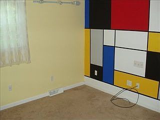 1st image of 318 Elaine Ave