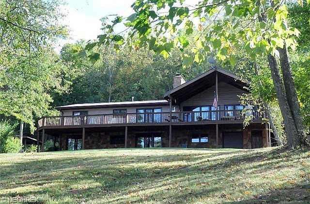 1st image of 208 Noble Cottage Ln