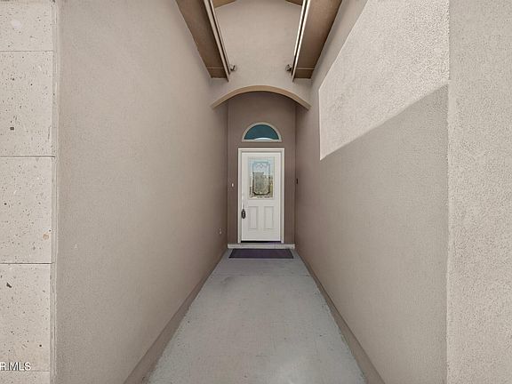 3rd image of 968 Gulf Streams Ave