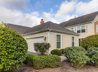 837 Suffield Sq, Lincolnshire, IL