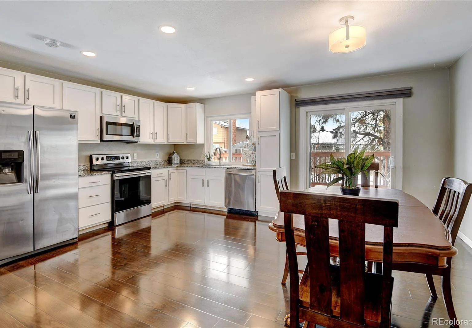 4 bed, 2.0 bath, 1753 sqft, $2,800 — Photo 1