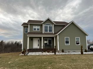 1827 East Rd, Colchester, VT 05446