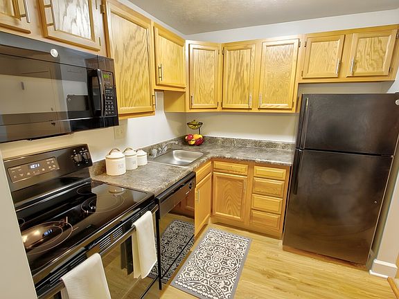 4th image of 420 Sand Creek Rd #274