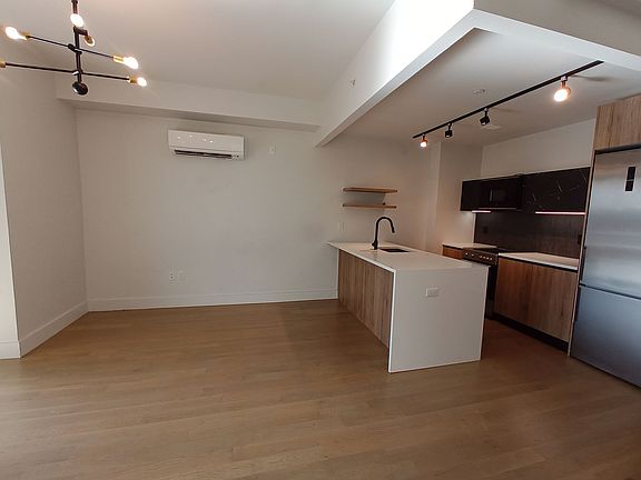 5th image of 2708 Snyder Ave APT 211
