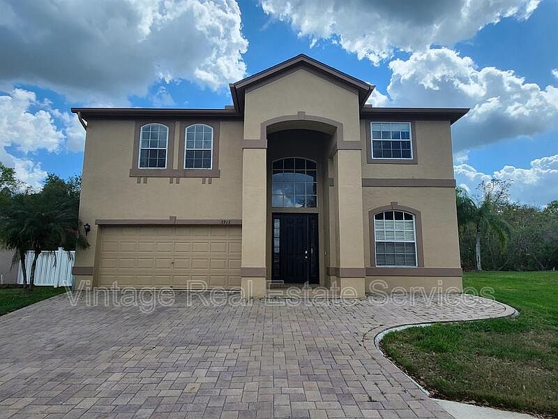 1st image of 3913 Roswell Pl