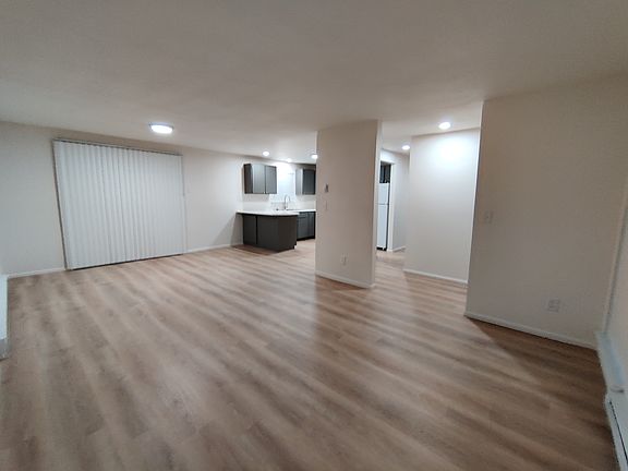 3rd image of 1001 W Emma Ave #502