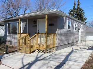 24692 Lambrecht Ave, Eastpointe, MI