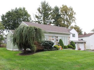 197 Colonial Dr, Warminster, PA