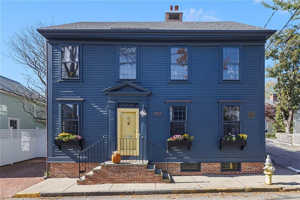 42 2nd St, Newport, RI 02840 MLS 1371412 Zillow