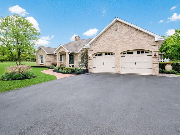 3rd image of 108 Clarion Dr