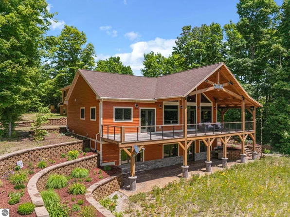 16624 Viaduct Rd, Copemish, MI 49625