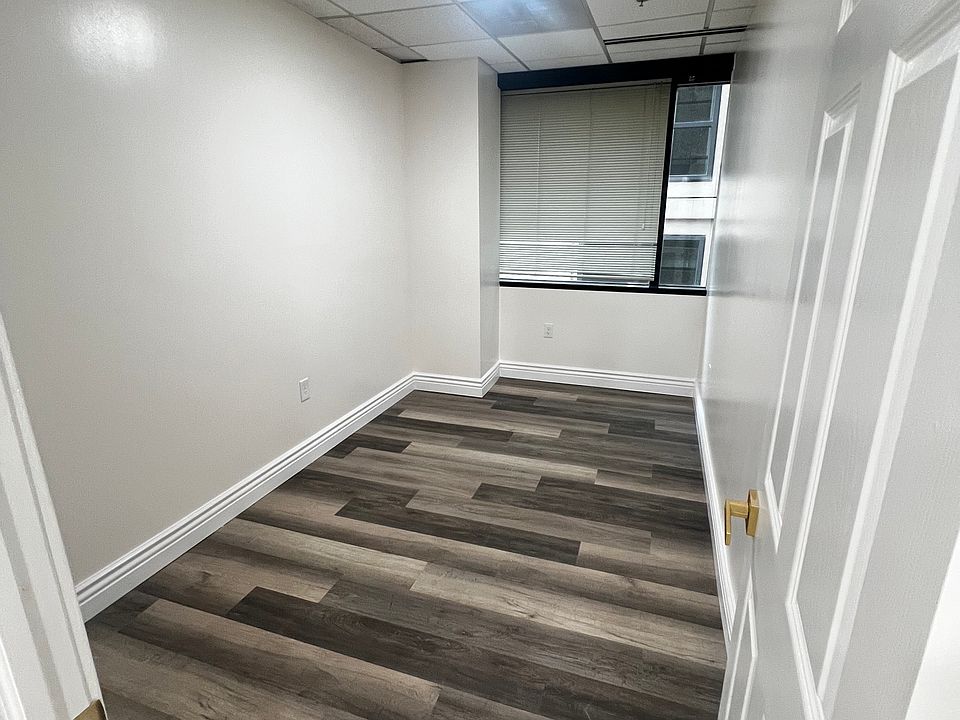 1st image of 1111 14th St NW #603