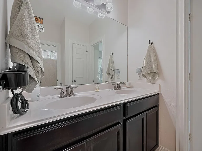 4227 Lodge Ranch Ct — Photo 34