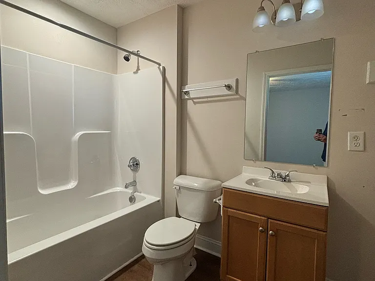 322 E Jenkins St — Photo 11