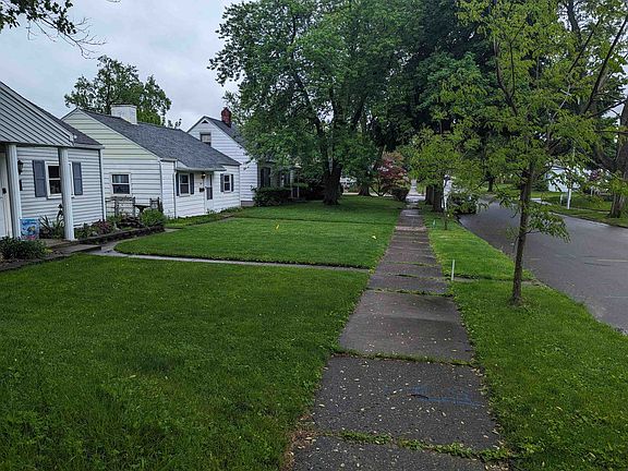4th image of 1724 W 4th St #11-12