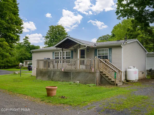 161 Buttonwood Ct, East Stroudsburg, PA 18301