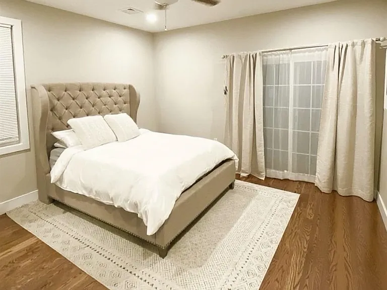 268 Griffith St #2 — Photo 14