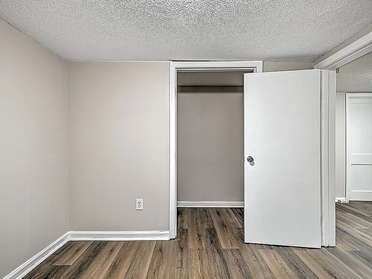 305 Moorland Dr — Photo 23