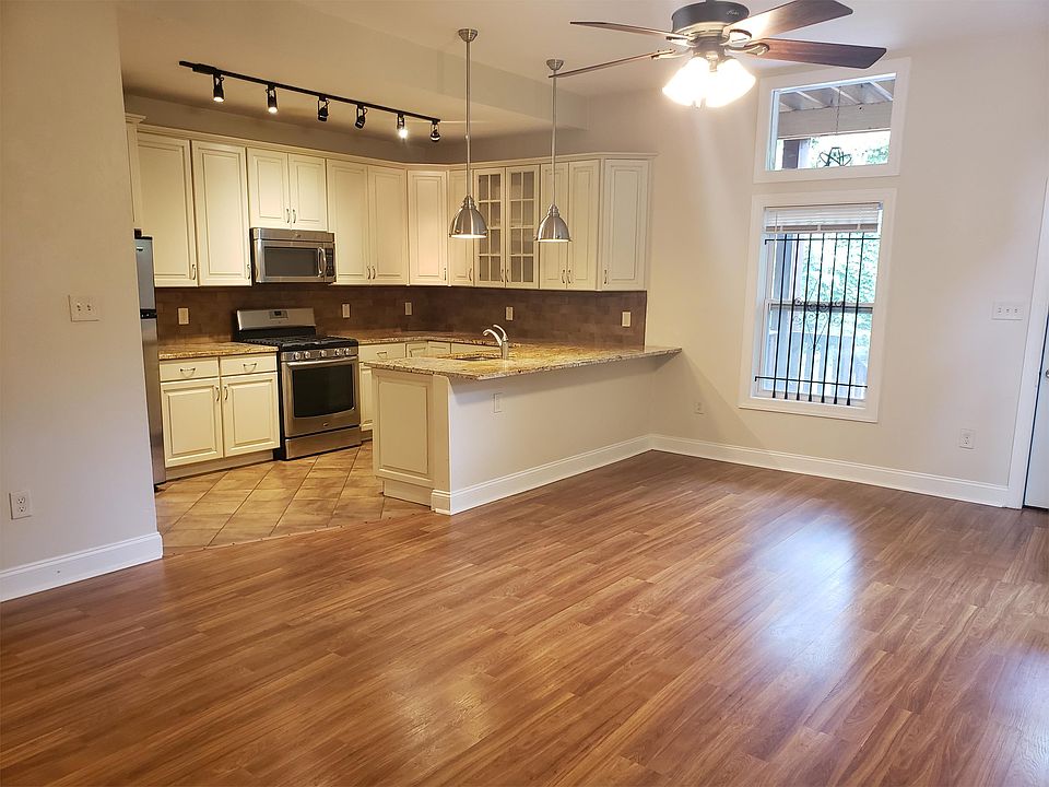 1st image of 647 Maryland Ave #1