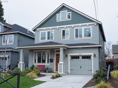 6829 N Swift St, Portland, OR, 97203