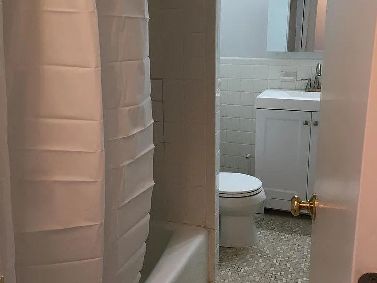 287 Harvard St #5A — Photo 13