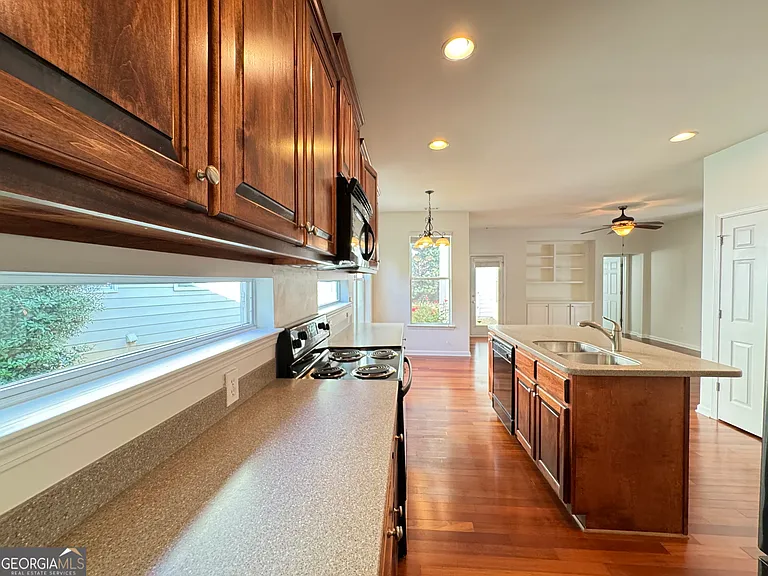 212 Turnbridge Cir — Photo 15
